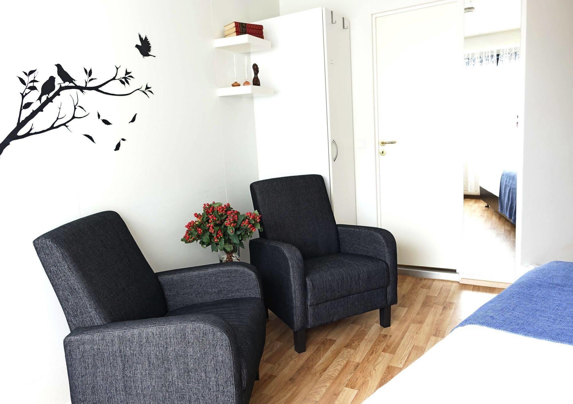 Castle House & Embassy Luxury Apartments 레이캬비크 외부 사진