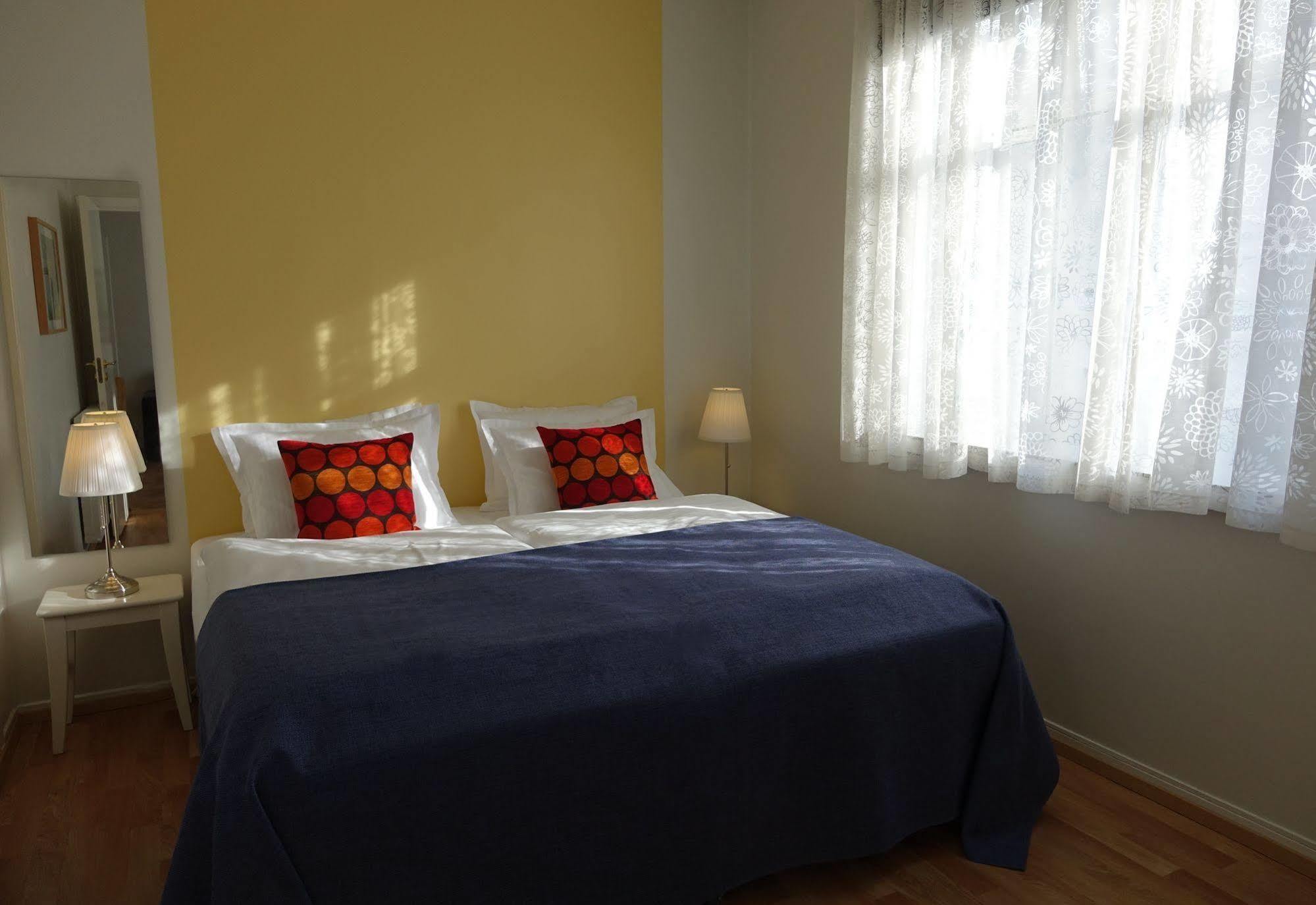 Castle House & Embassy Luxury Apartments 레이캬비크 외부 사진