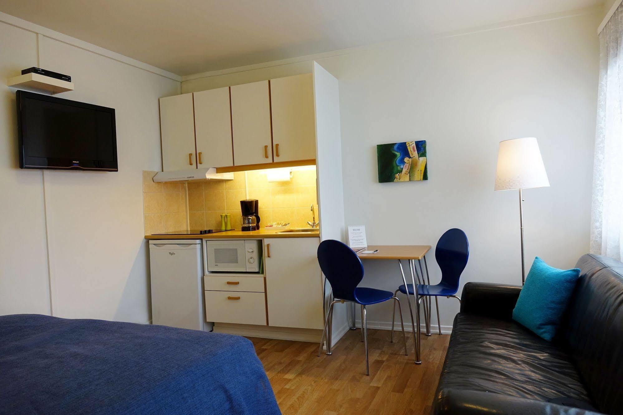Castle House & Embassy Luxury Apartments 레이캬비크 외부 사진