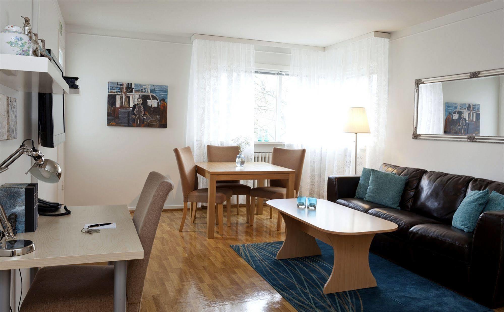 Castle House & Embassy Luxury Apartments 레이캬비크 외부 사진